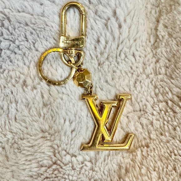 Louis Vuitton Gold Key Holder - Picture 1 of 11
